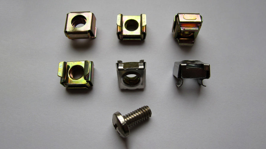 Rackstuds